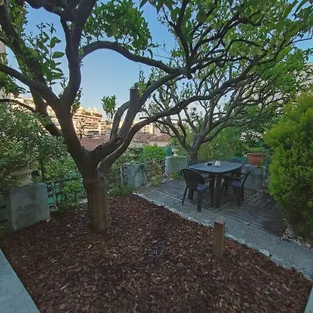 En Avec Jardin